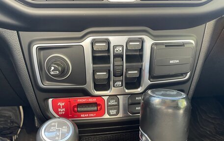 Jeep Wrangler, 2020 год, 5 000 000 рублей, 13 фотография