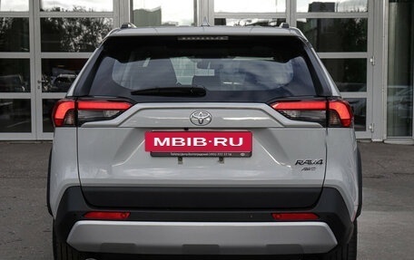 Toyota RAV4, 2025 год, 4 600 000 рублей, 8 фотография