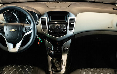 Chevrolet Cruze II, 2012 год, 719 000 рублей, 5 фотография