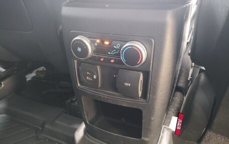 Ford Explorer VI, 2020 год, 3 800 000 рублей, 28 фотография