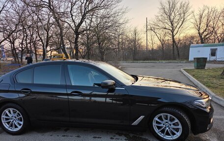 BMW 5 серия, 2021 год, 3 900 000 рублей, 5 фотография