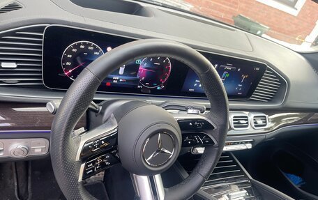 Mercedes-Benz GLS, 2024 год, 18 700 000 рублей, 3 фотография