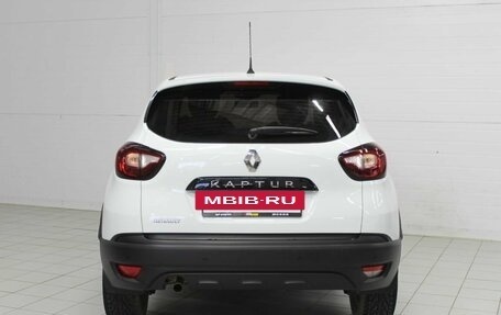 Renault Kaptur I рестайлинг, 2018 год, 1 090 000 рублей, 10 фотография