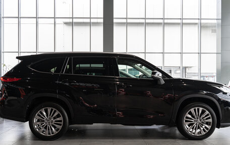 Toyota Highlander, 2025 год, 5 990 000 рублей, 5 фотография