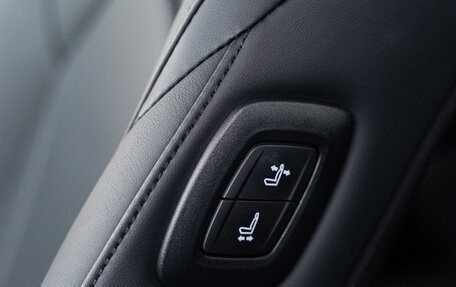 Toyota Highlander, 2025 год, 5 990 000 рублей, 32 фотография