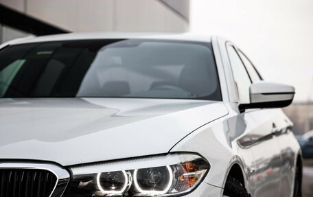 BMW 5 серия, 2017 год, 3 289 000 рублей, 2 фотография