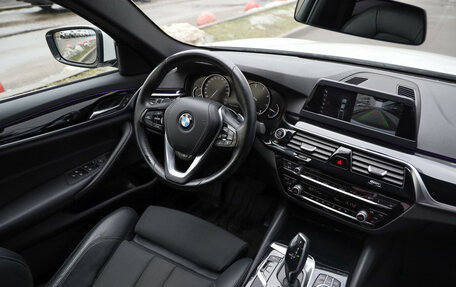 BMW 5 серия, 2017 год, 3 289 000 рублей, 9 фотография