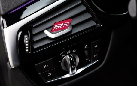 BMW 5 серия, 2017 год, 3 289 000 рублей, 21 фотография