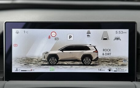 Toyota RAV4, 2025 год, 4 690 000 рублей, 14 фотография