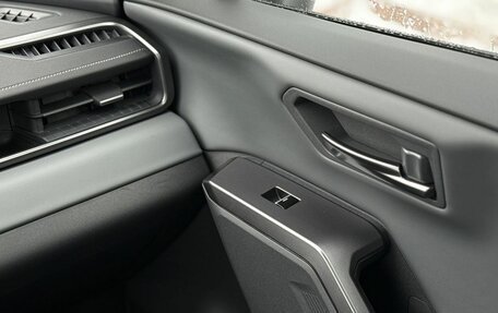 Toyota RAV4, 2025 год, 4 690 000 рублей, 32 фотография