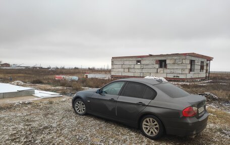 BMW 3 серия, 2005 год, 695 000 рублей, 1 фотография