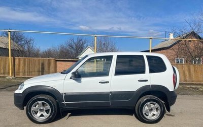 Chevrolet Niva I рестайлинг, 2019 год, 825 000 рублей, 1 фотография