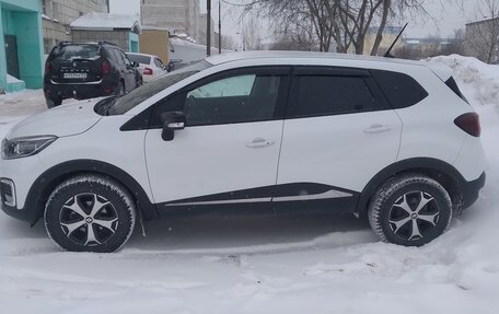 Renault Kaptur I рестайлинг, 2021 год, 1 565 000 рублей, 3 фотография