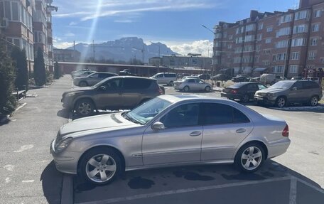 Mercedes-Benz E-Класс, 2003 год, 1 200 000 рублей, 4 фотография