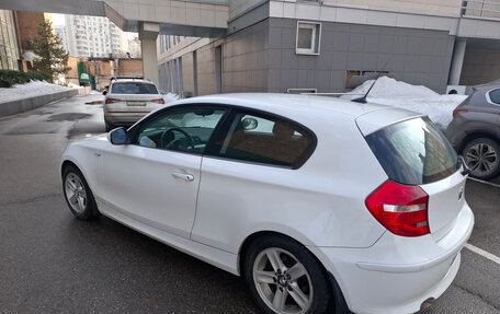 BMW 1 серия, 2010 год, 1 061 000 рублей, 6 фотография