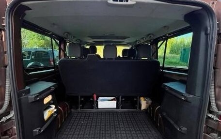 Renault Trafic, 2020 год, 3 200 000 рублей, 8 фотография