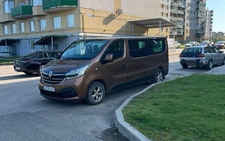 Renault Trafic, 2020 год, 3 200 000 рублей, 6 фотография