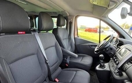 Renault Trafic, 2020 год, 3 200 000 рублей, 10 фотография