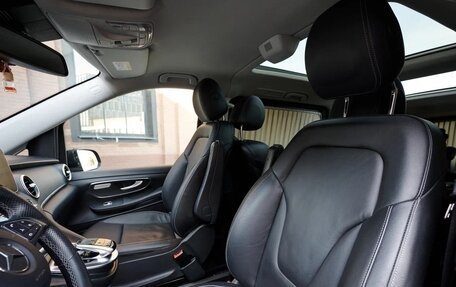 Mercedes-Benz V-Класс, 2017 год, 5 690 000 рублей, 12 фотография