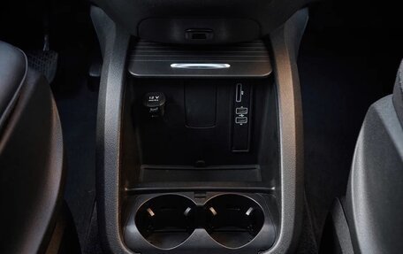 Mercedes-Benz V-Класс, 2017 год, 5 690 000 рублей, 27 фотография