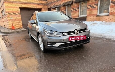 Volkswagen Golf VII, 2019 год, 2 550 000 рублей, 21 фотография