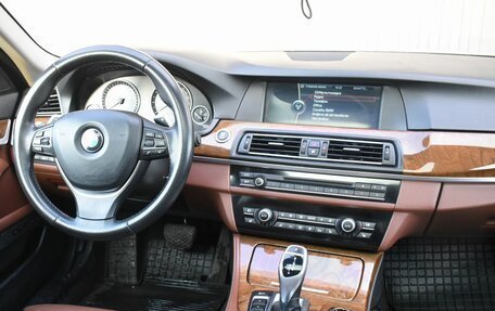 BMW 5 серия, 2010 год, 2 699 888 рублей, 12 фотография