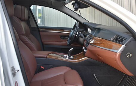 BMW 5 серия, 2010 год, 2 699 888 рублей, 26 фотография