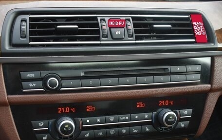 BMW 5 серия, 2010 год, 2 699 888 рублей, 14 фотография