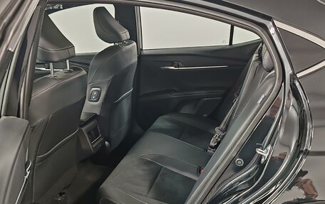 Toyota Camry, 2025 год, 5 550 000 рублей, 12 фотография