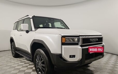 Toyota Land Cruiser Prado, 2025 год, 11 100 000 рублей, 3 фотография