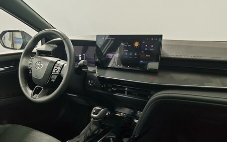 Toyota Camry, 2025 год, 4 990 000 рублей, 18 фотография