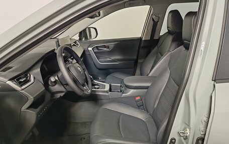 Toyota RAV4, 2025 год, 6 190 000 рублей, 12 фотография