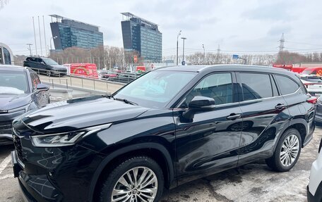 Toyota Highlander, 2025 год, 5 900 000 рублей, 4 фотография