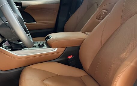 Toyota Highlander, 2025 год, 5 900 000 рублей, 20 фотография