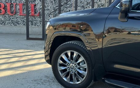 Toyota Land Cruiser, 2024 год, 10 900 000 рублей, 5 фотография