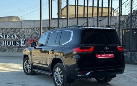 Toyota Land Cruiser, 2024 год, 10 900 000 рублей, 3 фотография