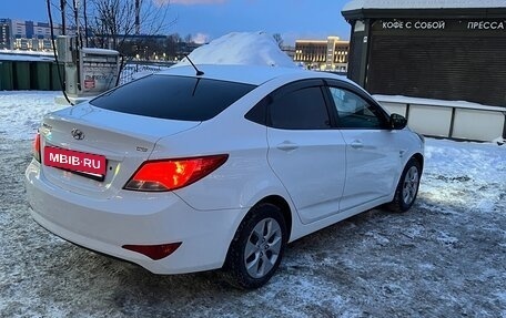 Hyundai Solaris II рестайлинг, 2016 год, 880 000 рублей, 9 фотография