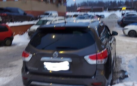 Nissan Pathfinder, 2015 год, 2 150 000 рублей, 4 фотография