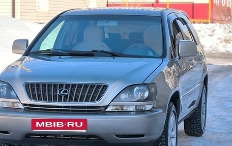 Lexus RX IV рестайлинг, 2000 год, 870 000 рублей, 14 фотография