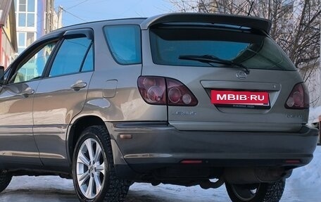 Lexus RX IV рестайлинг, 2000 год, 870 000 рублей, 25 фотография