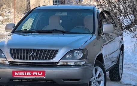Lexus RX IV рестайлинг, 2000 год, 870 000 рублей, 16 фотография
