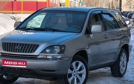 Lexus RX IV рестайлинг, 2000 год, 870 000 рублей, 17 фотография