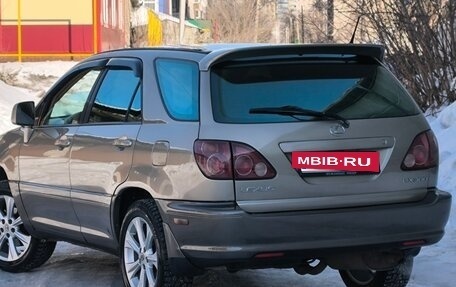 Lexus RX IV рестайлинг, 2000 год, 870 000 рублей, 24 фотография