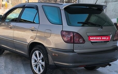 Lexus RX IV рестайлинг, 2000 год, 870 000 рублей, 26 фотография