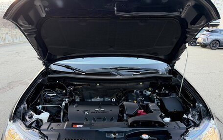 Mitsubishi Outlander III рестайлинг 3, 2014 год, 1 685 000 рублей, 31 фотография