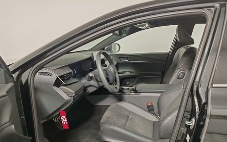 Toyota Camry, 2025 год, 4 990 000 рублей, 16 фотография