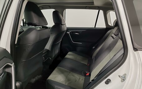 Toyota RAV4, 2025 год, 4 950 000 рублей, 18 фотография