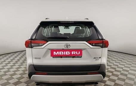 Toyota RAV4, 2025 год, 4 950 000 рублей, 4 фотография