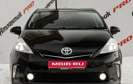 Toyota Prius Alpha I (ZVW40/41), 2011 год, 1 105 000 рублей, 2 фотография
