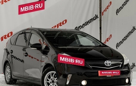 Toyota Prius Alpha I (ZVW40/41), 2011 год, 1 105 000 рублей, 3 фотография